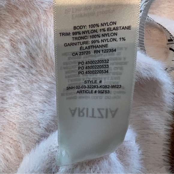 Aritzia Sunday Best Fuzzy Sweater size 2XS – Blush Pink Eyelash Knit Crewneck - Picture 7 of 7